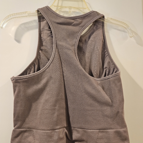 YPB - Picture 2 of 3